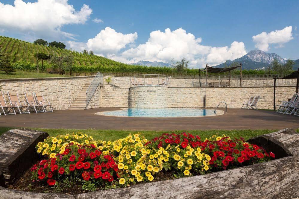Residence La Vigna Arco Luaran gambar