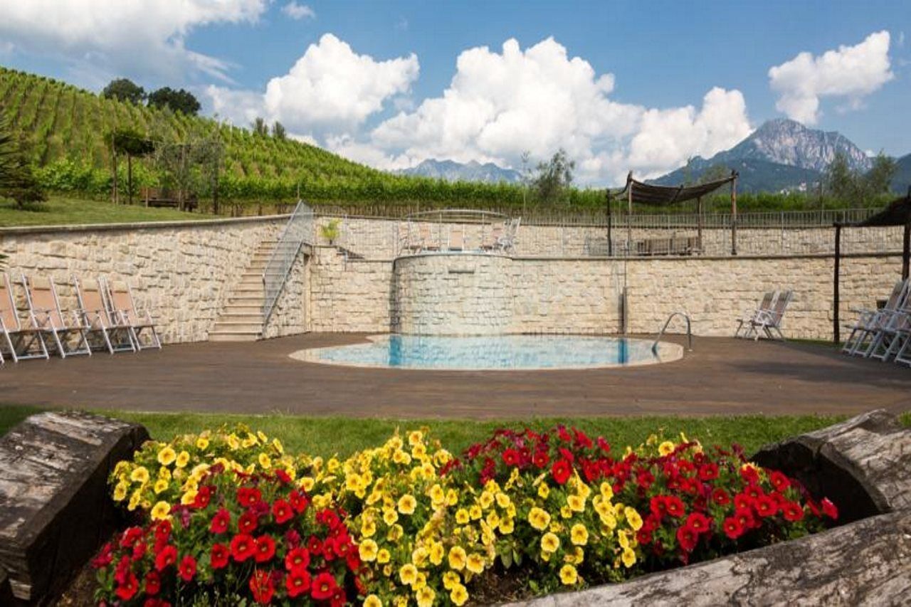 Residence La Vigna Arco Luaran gambar
